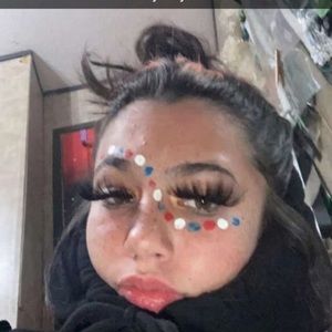 Meet your Posher, Mia